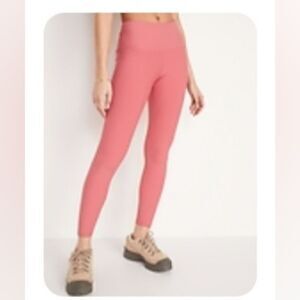 Old Navy High-Waisted PowerSoft 7/8-Length Side-Pocket Leggings